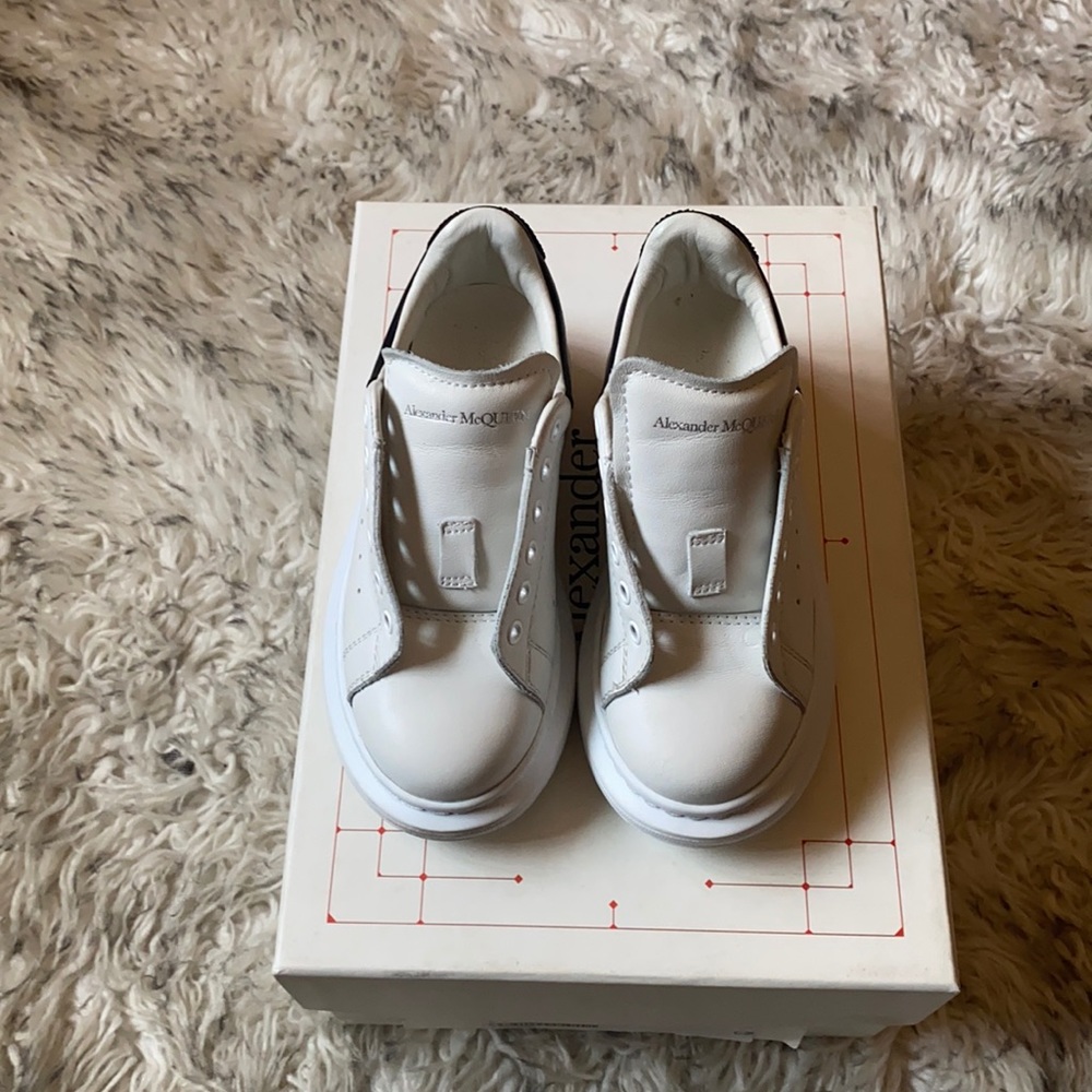 Alexander McQUEEN
